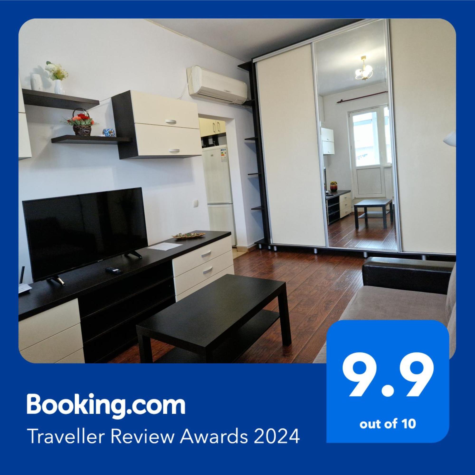 Charming Apartment With Private Terrace บูคาเรสต์ ภายนอก รูปภาพ